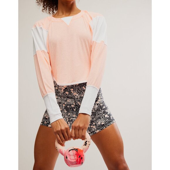 🆕 FP MOVEMENT Spotlight Long Sleeve Layer / Pastel Peach Combo - Picture 1 of 7
